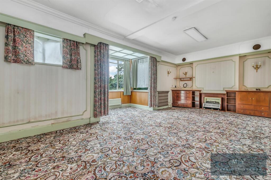 Warrington Road 13 MV-2.jpg