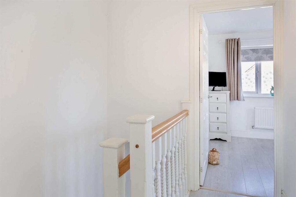 8647627-interior03-800.jpg