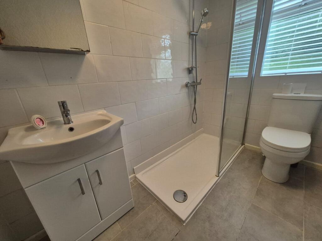 GetAttachmentThumbna