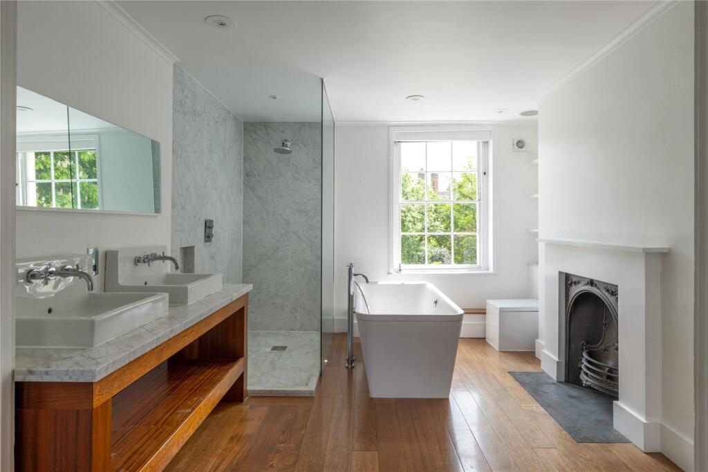 Prinicple Bathroom