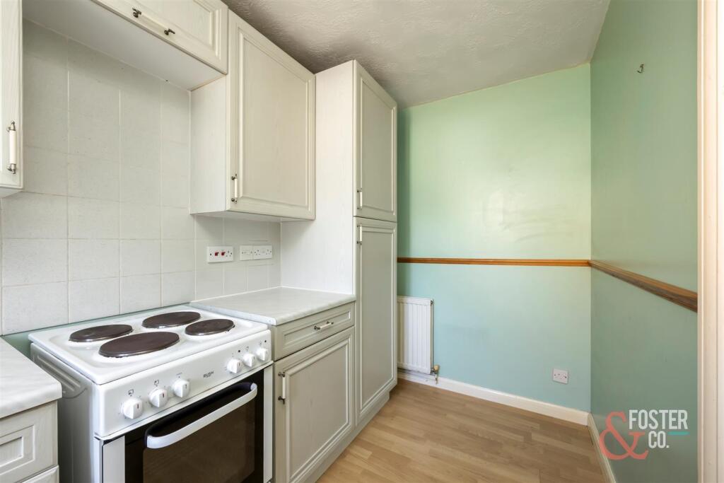 Crest Way, 95-013.jpg
