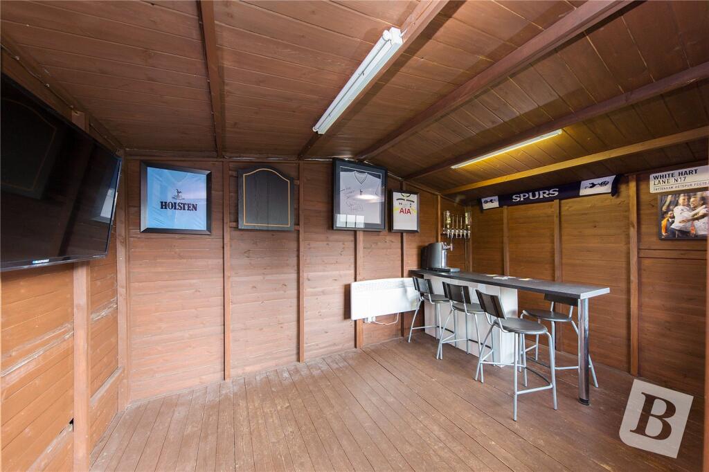Outbuilding