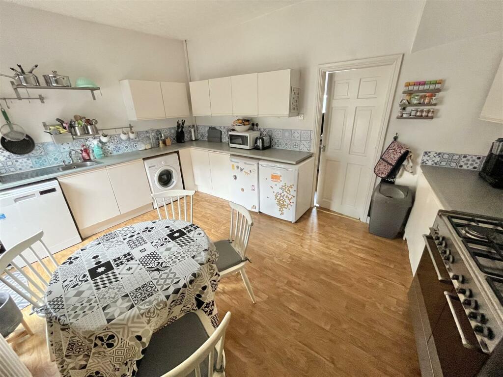 Kitchen Aspect 4