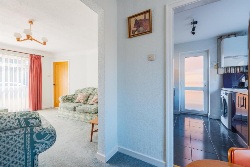 75 Chesterfield Rd-18.jpg