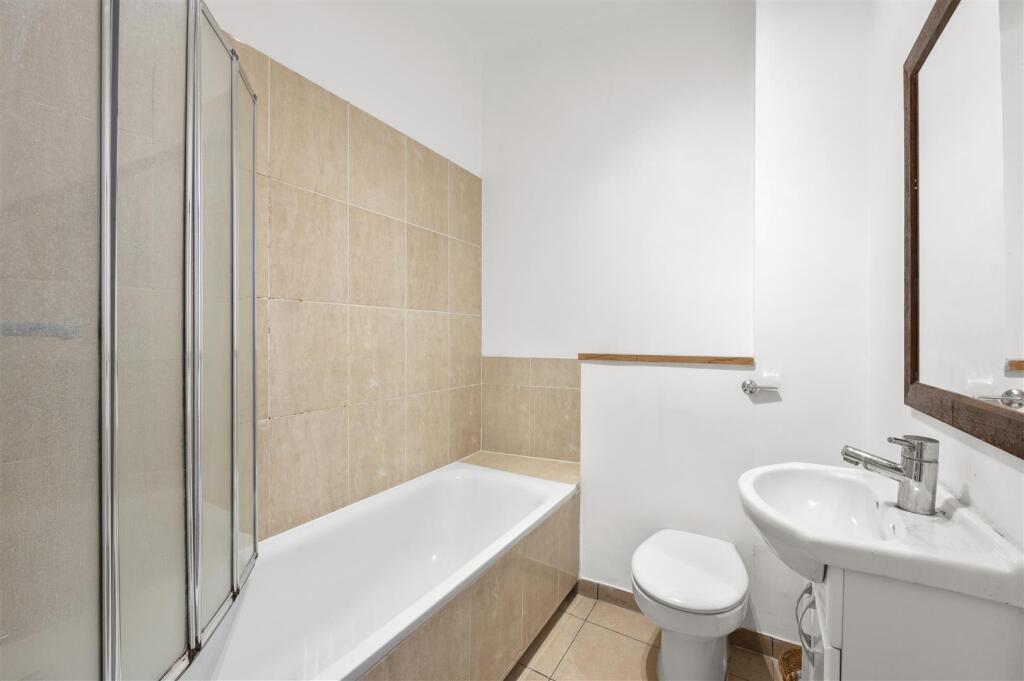 HIGH STREET 2A (12 FROM 19)-18.jpg