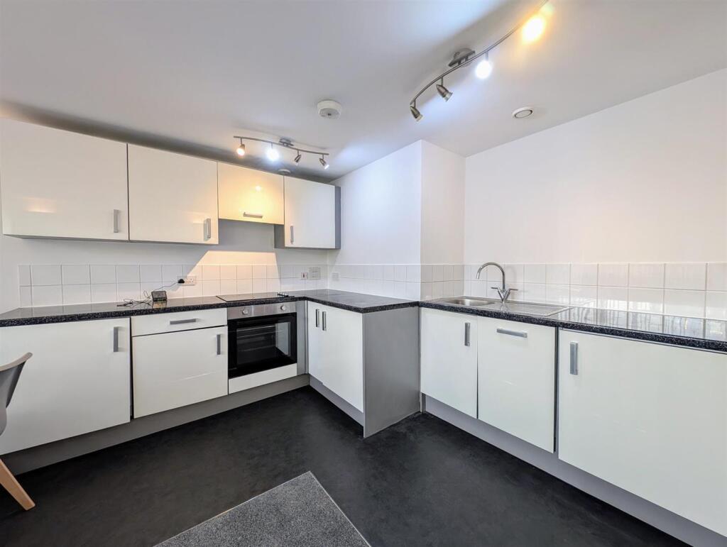 Kitchen.jpg