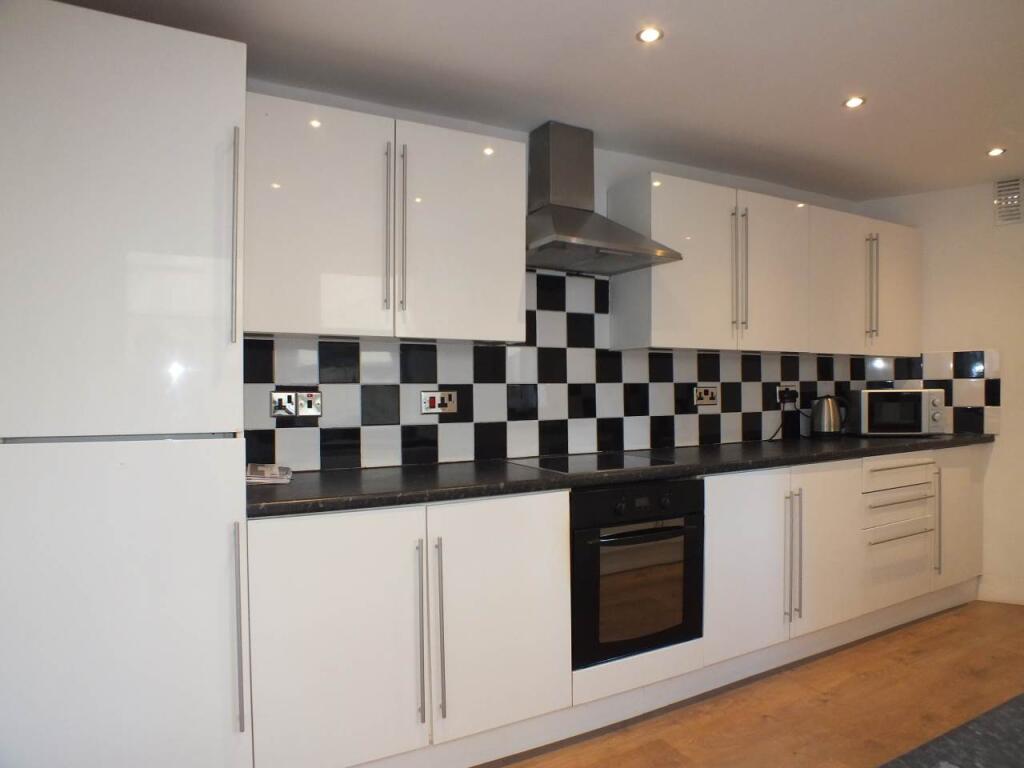 Kitchen2