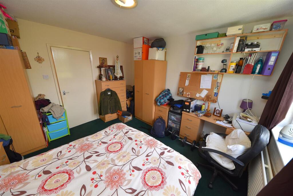 bed2.JPG