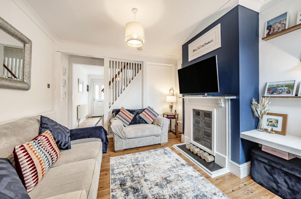 1318048-10-686585...