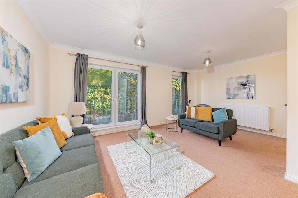 15 Dudhope Gardens Dundee-10.JPG