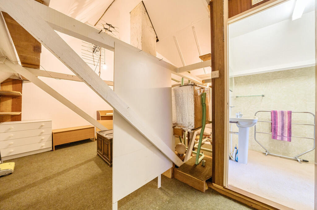 15-6822259cf0022-...