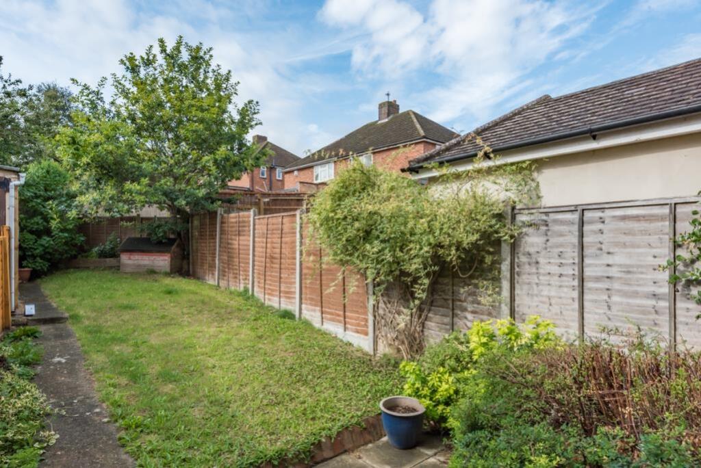 26 Maple Close garden