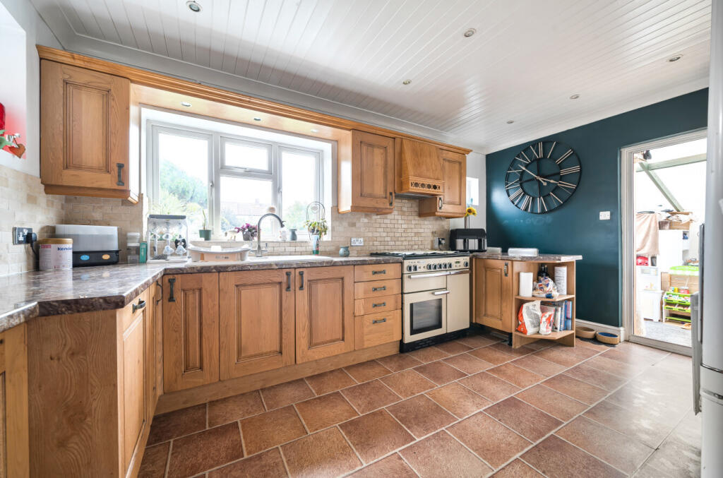 1344172-15-68a85f...