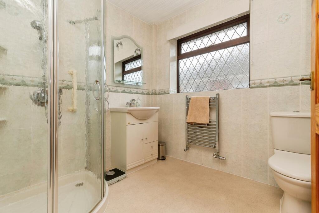 Family Shower Room