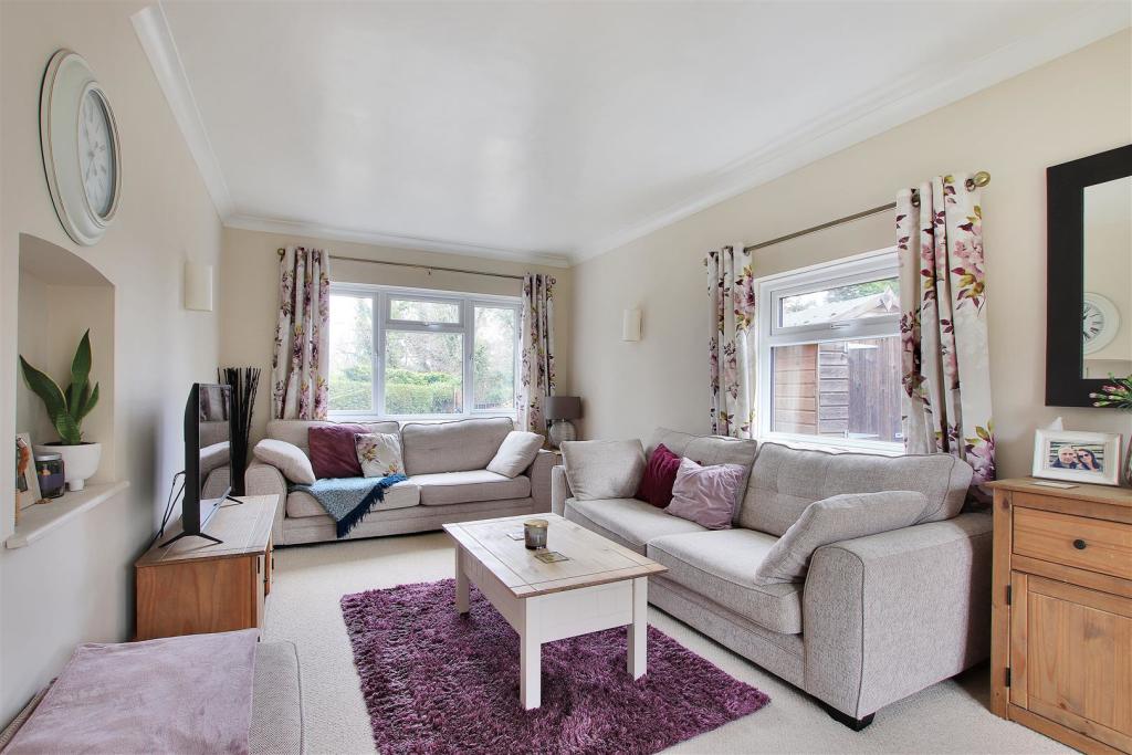 Sitting Room.jpg