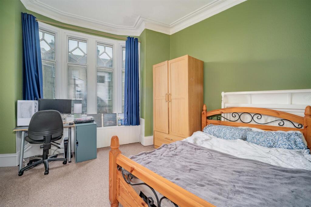 59 Dock Street Dundee-5.JPG