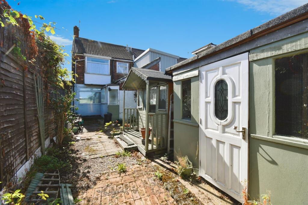 Rear external NF