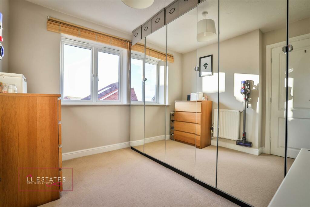 Bedroom 2.jpg