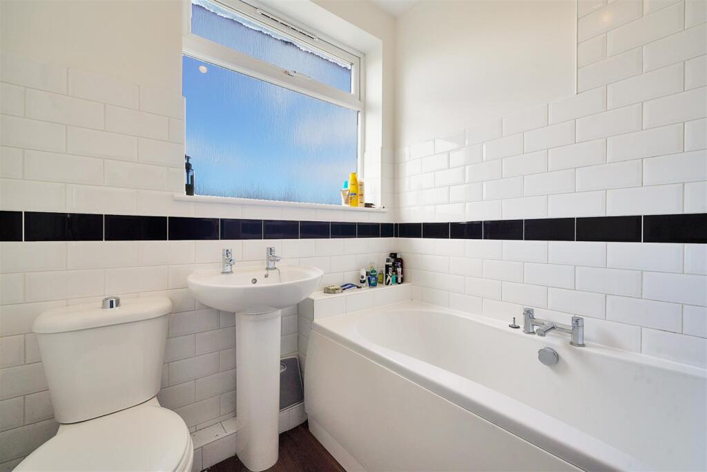 23 Horsenden Crescent - BDdvCKxq2pkJ6LyQzmpz.jpg