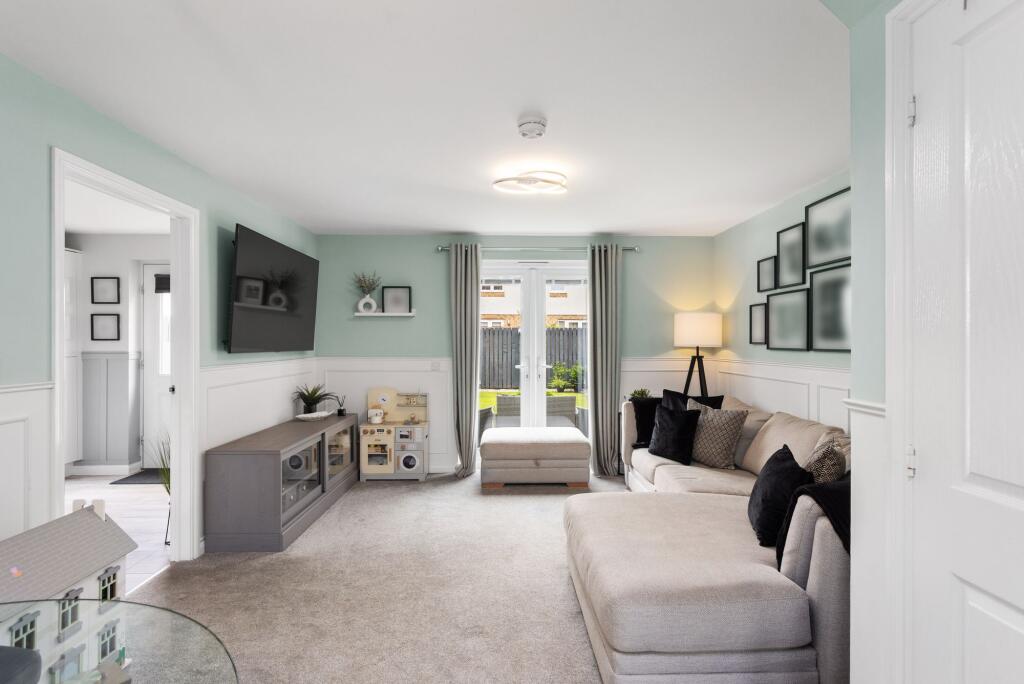Lounge / Dining Room