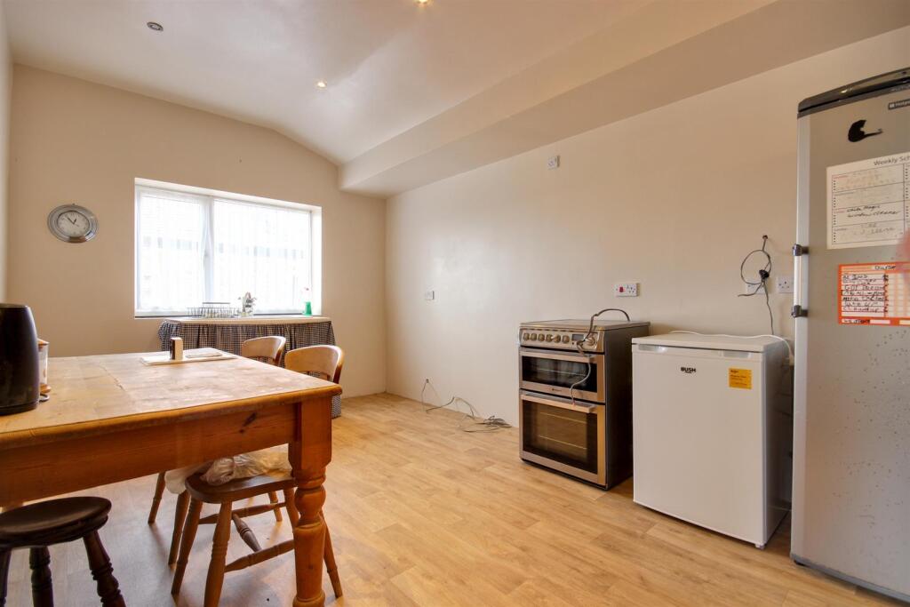 Desmond House (8).jpg