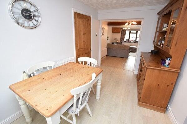breakfast/kitchen