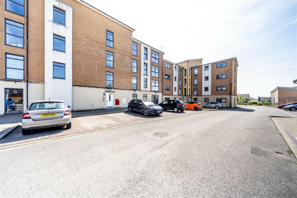 28 Charlton Blvd - Real estate photography by Phot