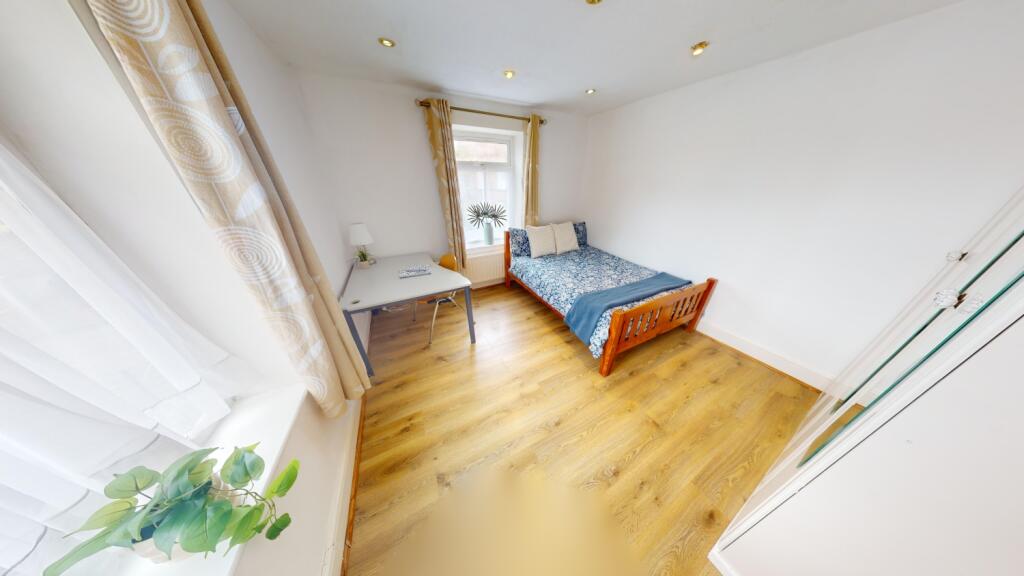 Flat-C-16A-Colville-Street-09042024_142309