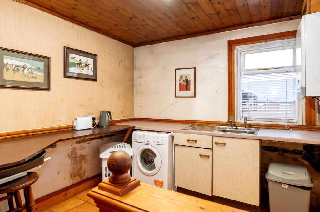 KITCHEN, DINER AND LIVING ROOM