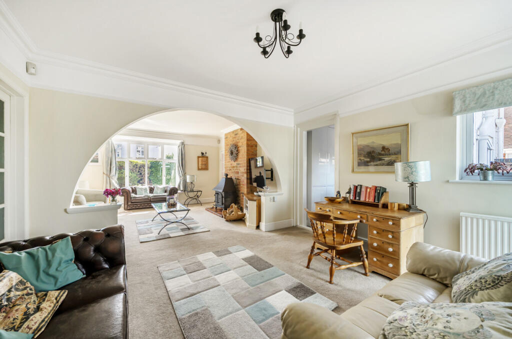 1316625-10-685e69...