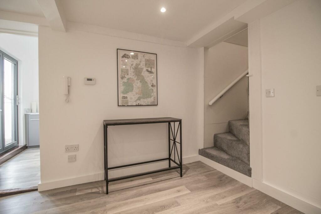 21a Churchgate Street_Bury St. Edmunds [Inner Lobb