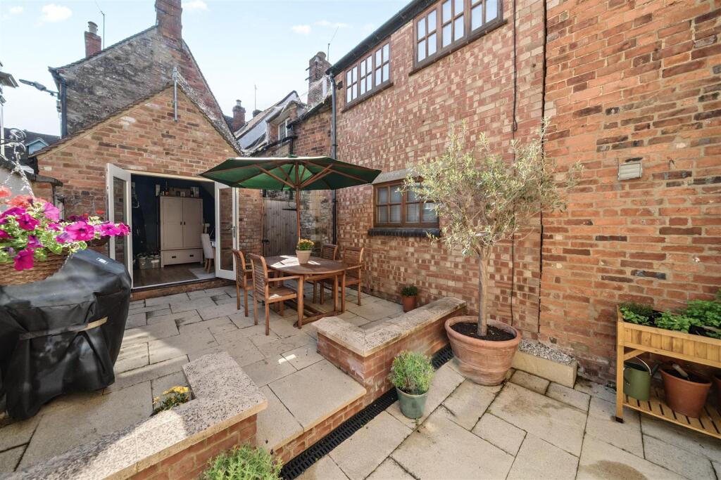 The Old School House, 1 Castle Lane, Towcester (4)