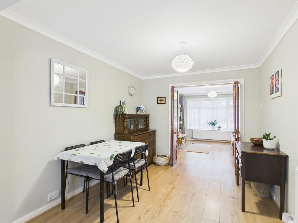 CAM03582G0-PR0138...