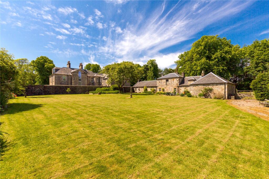 Grounds/Outbuildings