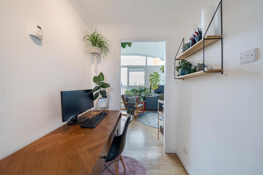 64cf46a6dabee-1015965 (18).jpg