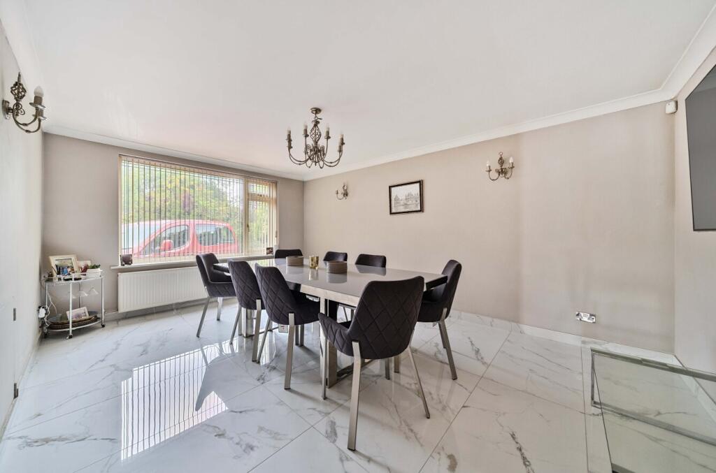 1296871-29-682dc9...