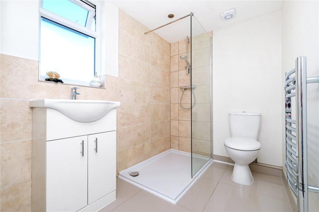 En Suite Shower Room