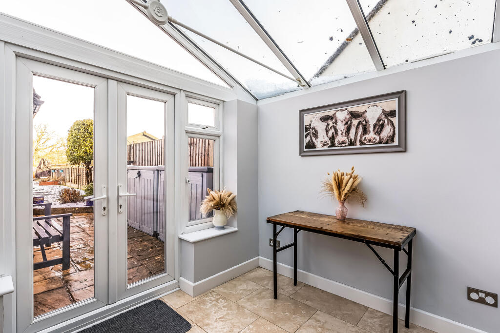 3-Uckfield-Cottage-13