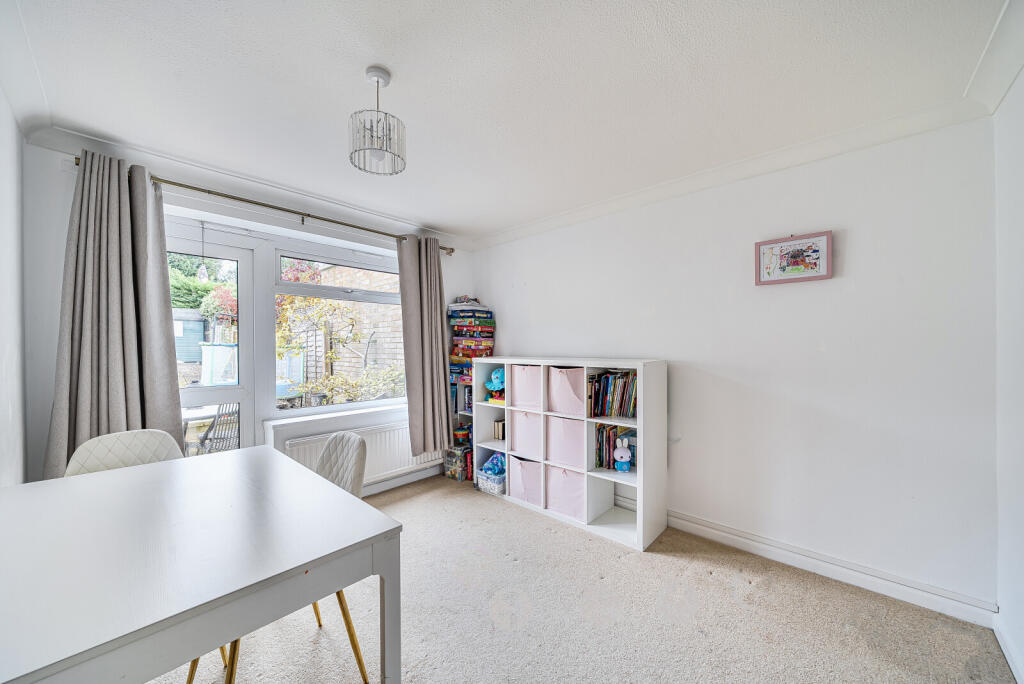 1363356-9-68e9006...