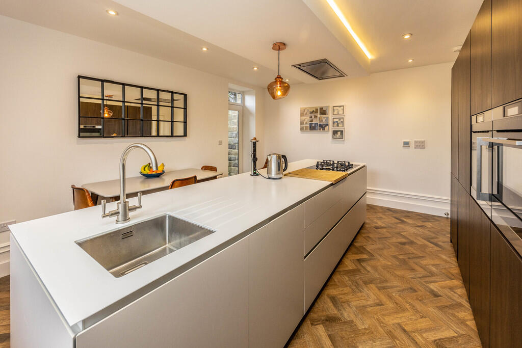 HWHBrdge-040325-1...