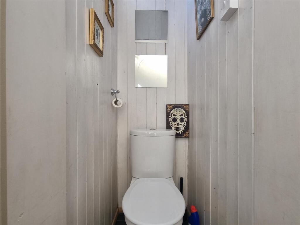 WC.jpg