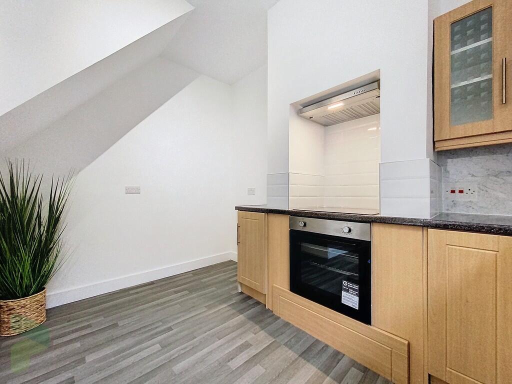 Fitted Dining Kit...