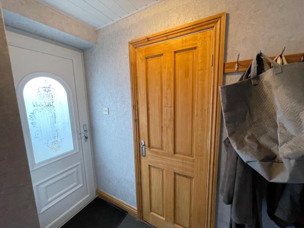 VESTIBULE