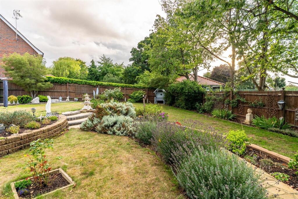 43 Meadow Ln, Newmarket-02253.jpg