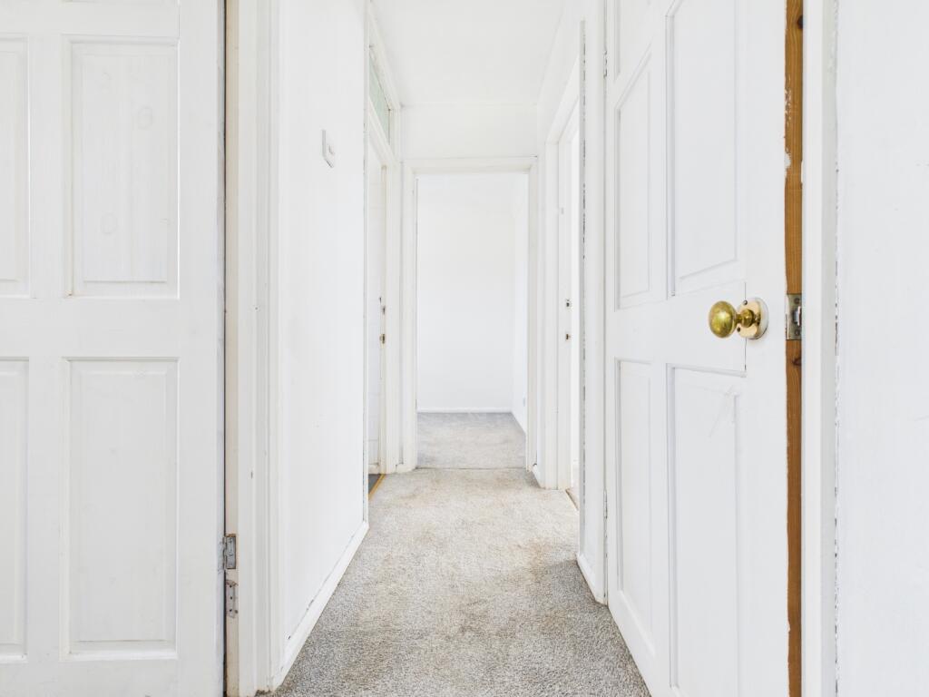 CAM03729G0-PR0147-STILL007