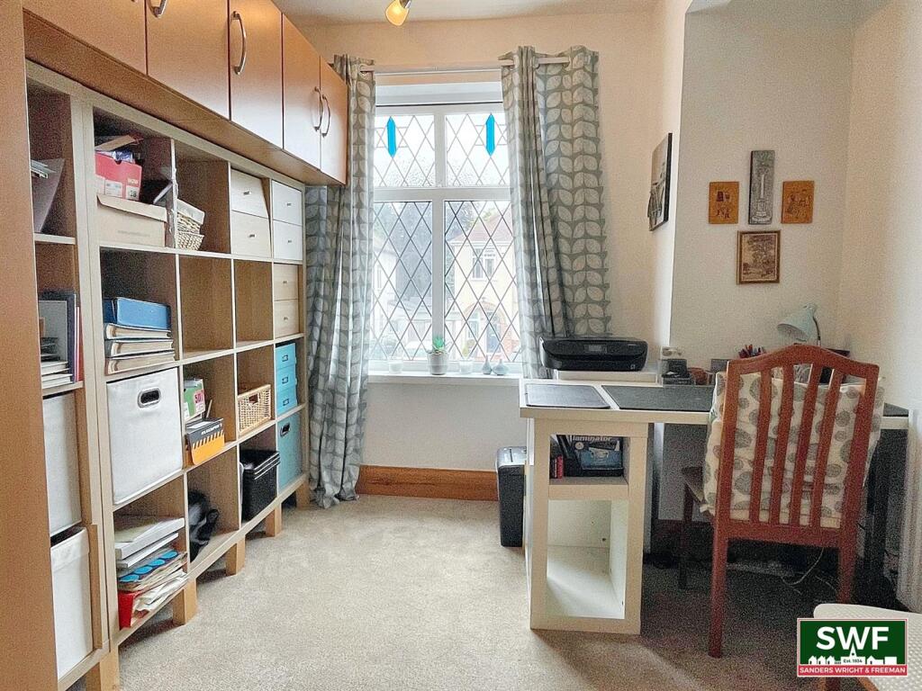 BED3.jpg