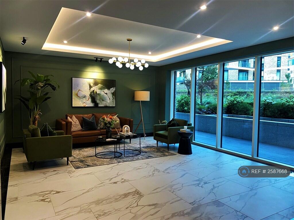 Building Entrance Lounge