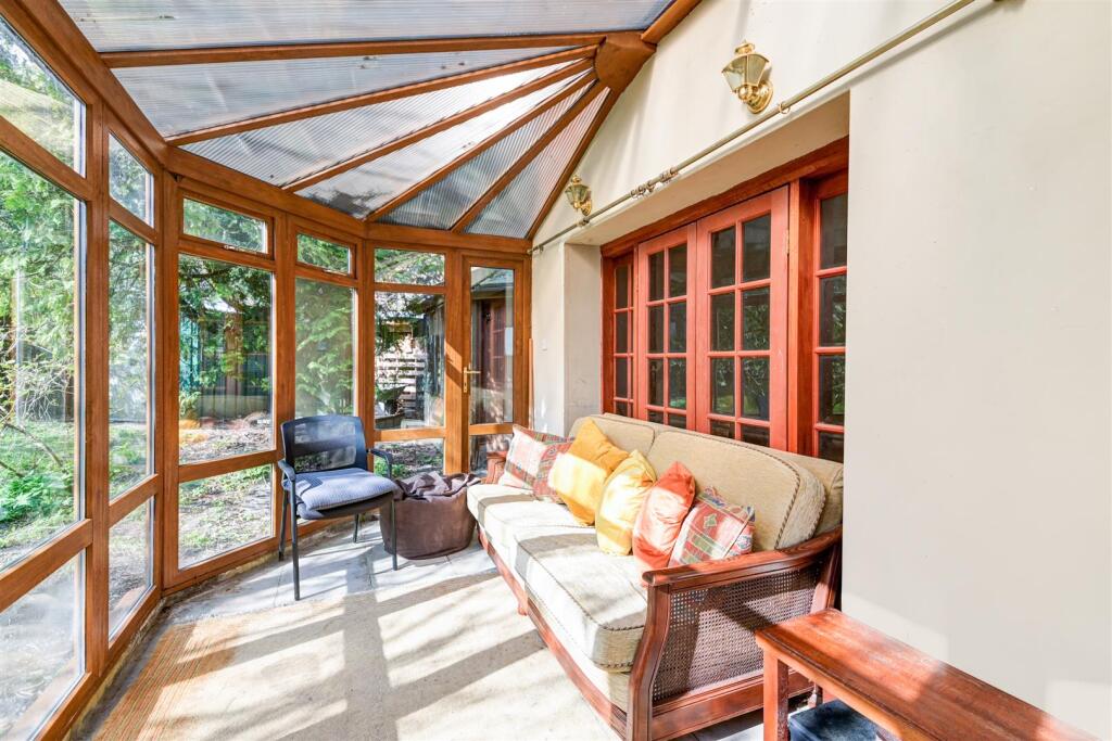 SADDLECOMBE COTTAGE  (5).jpg