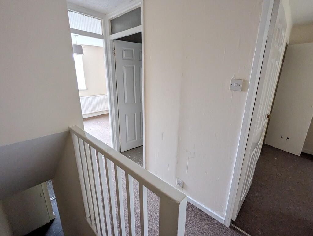 PXL_20251015_0909...