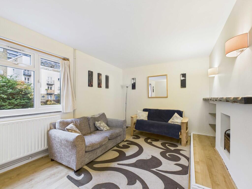 CAM03741G0-PR0138...